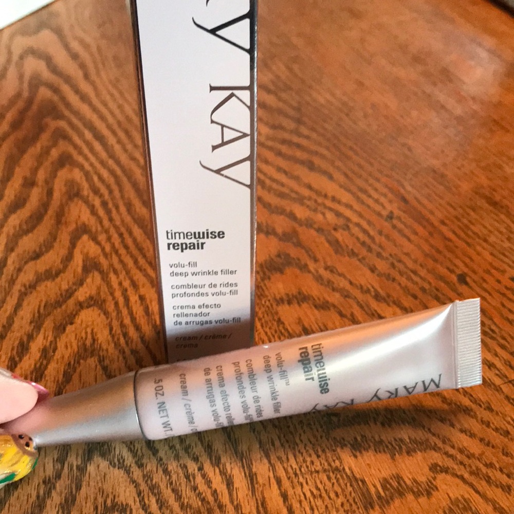 Mary Kay Timewise Repair volu-fill deep wrinkle